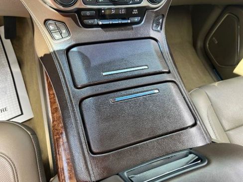 Used 2017 Chevrolet Tahoe Premier AWD/4WD image 46