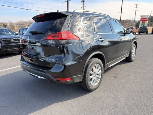 Certified 2019 Nissan Rogue SV image 5