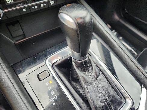 Used 2020 MAZDA CX-5 Touring image 15