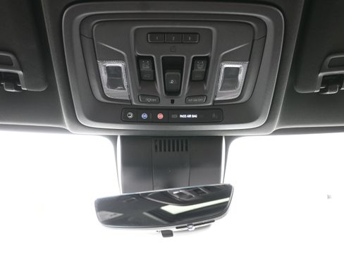 Used 2023 GMC Sierra 1500 AT4 w/ AT4 Premium Package AWD/4WD image 28