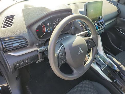 Used 2022 Mitsubishi Eclipse Cross LE image 37