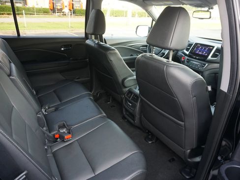 Used 2017 Honda Pilot EX-L image 24