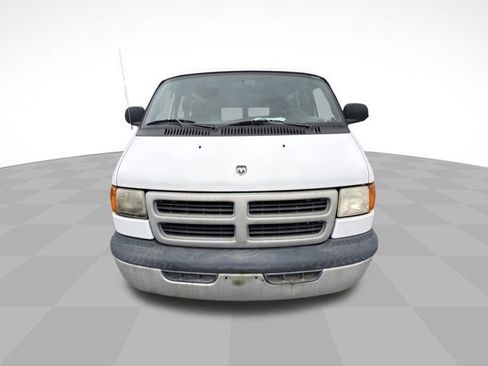 Used 2001 Dodge B1500 RWD image 2