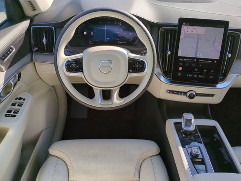 New 2026 Volvo XC90 B6 Ultra image 14