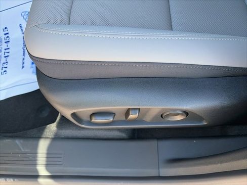 New 2026 GMC Terrain Elevation w/ Elevation Premium Package image 18