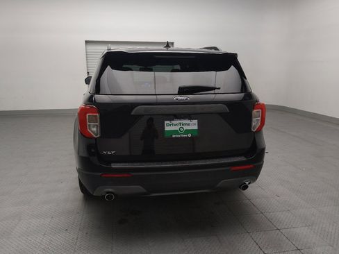 Used 2021 Ford Explorer XLT w/ Equipment Group 202A RWD image 6