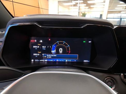 Used 2025 Chevrolet Colorado Z71 w/ Technology Package image 14