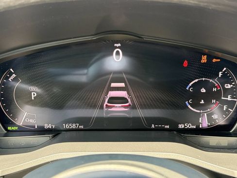 Used 2025 MAZDA CX-70 Plug-In Hybrid w/ Premium Plus AWD/4WD image 13