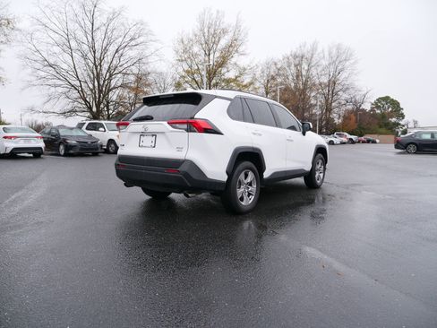 Used 2023 Toyota RAV4 XLE image 3