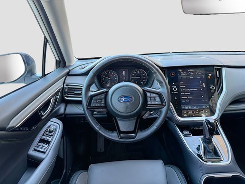Certified 2025 Subaru Outback Onyx Edition image 17
