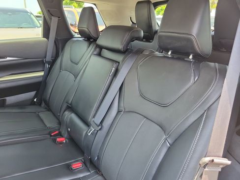 Used 2024 INFINITI QX60 Pure AWD/4WD image 11