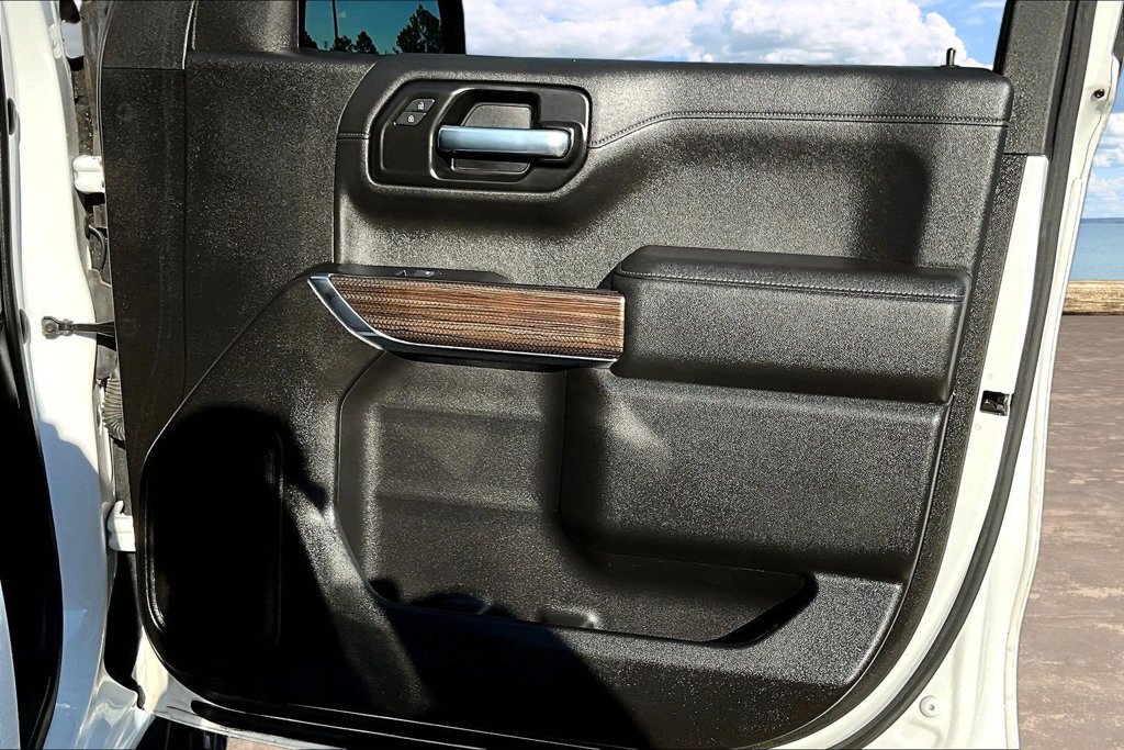Used 2021 Chevrolet Silverado 1500 LT Trail Boss w/ Bed Protection Package AWD/4WD image 31