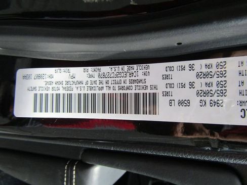 Used 2015 Jeep Grand Cherokee Overland w/ Advanced Technology Group image 8