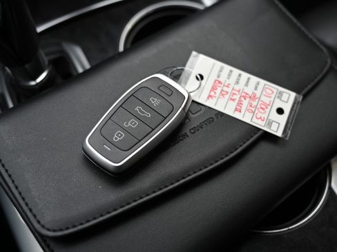 Used 2020 Acura TLX image 29