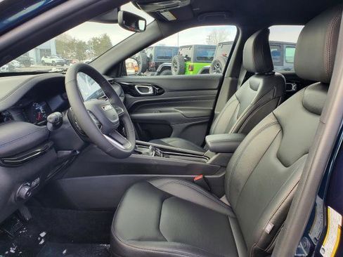 New 2026 Jeep Compass Limited image 5