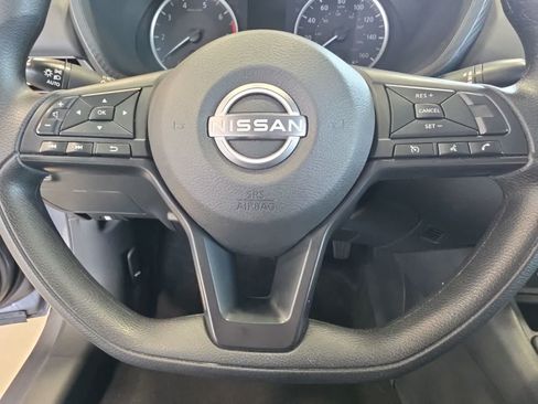 Used 2025 Nissan Sentra S FWD image 18