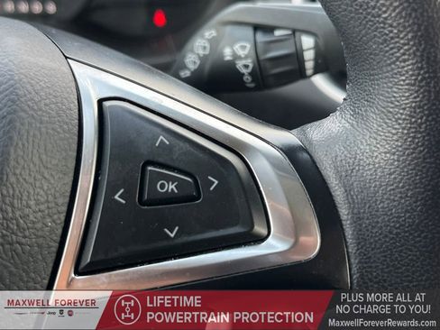 Used 2024 Ford Edge SEL image 10