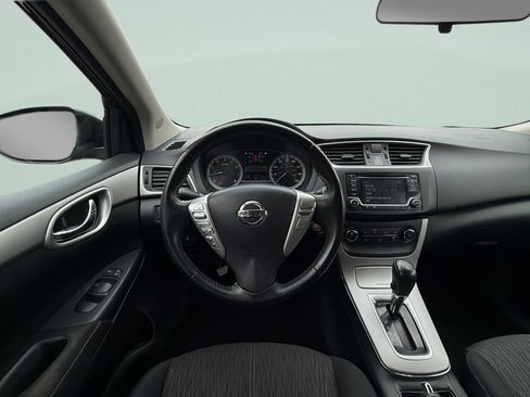 Used 2015 Nissan Sentra SV FWD image 14