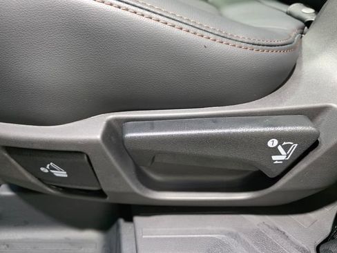 New 2026 Subaru Ascent Limited Bronze image 30