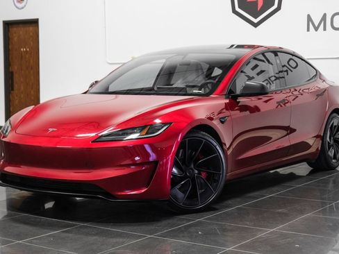 Used 2024 Tesla Model 3 Performance AWD/4WD image 8