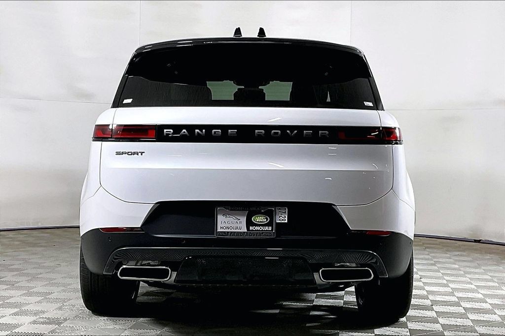 New 2026 Land Rover Range Rover Sport SE AWD/4WD image 3