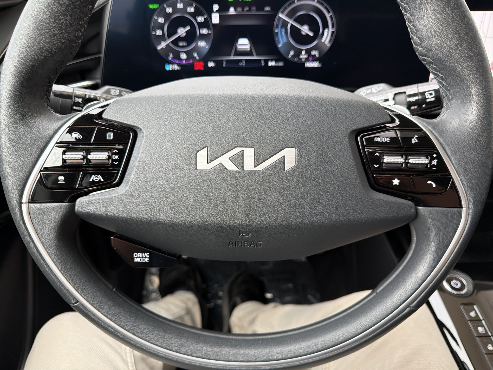 Certified 2023 Kia Niro Wave w/ Wave Preserve Package FWD image 27