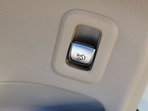 Certified 2022 Mercedes-Benz GLC 300 4MATIC image 24