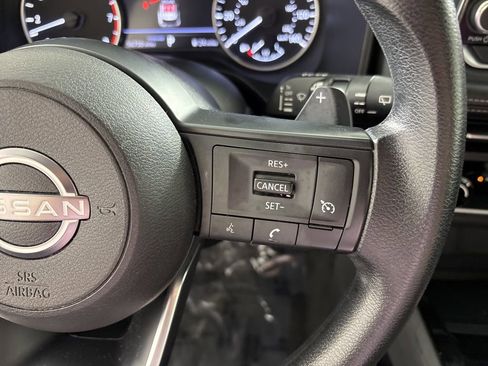 Used 2023 Nissan Rogue S image 20