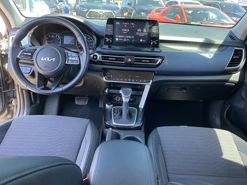 Used 2023 Kia Seltos S FWD image 22