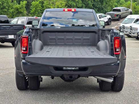 New 2026 RAM 3500 Big Horn AWD/4WD image 12