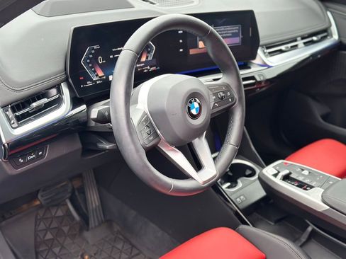 Certified 2025 BMW X1 xDrive28i w/ Technology Package AWD/4WD image 11