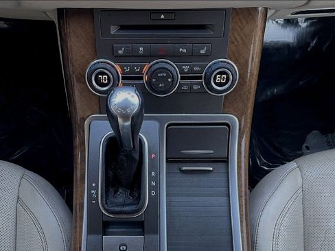 Used 2011 Land Rover Range Rover Sport HSE LUX image 21