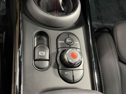Used 2019 MINI Cooper Clubman S w/ Storage Package AWD/4WD image 23