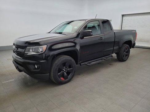 Used 2018 Chevrolet Colorado LT w/ Redline Special Edition image 2