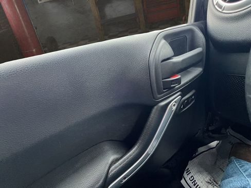 Used 2015 Jeep Wrangler Unlimited Sahara w/ Trailer Tow Group image 22