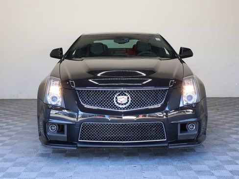Used 2015 Cadillac CTS V RWD image 4
