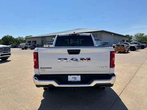 Used 2025 RAM 1500 Big Horn AWD/4WD image 6