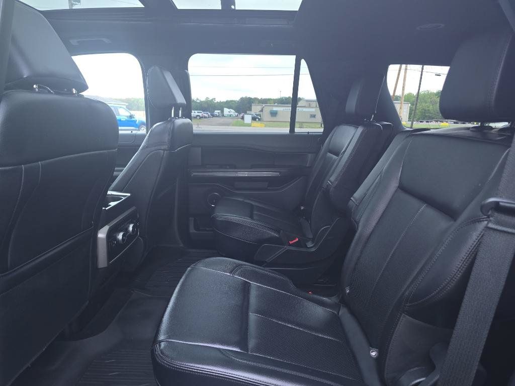 Used 2021 Ford Expedition XLT AWD/4WD image 21