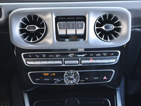 Used 2024 Mercedes-Benz G 63 AMG 4MATIC image 18