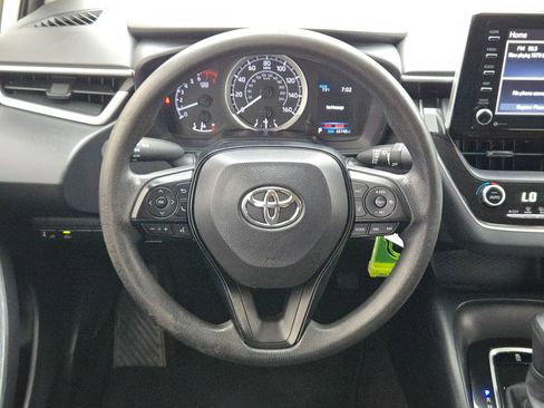 Used 2021 Toyota Corolla LE image 21