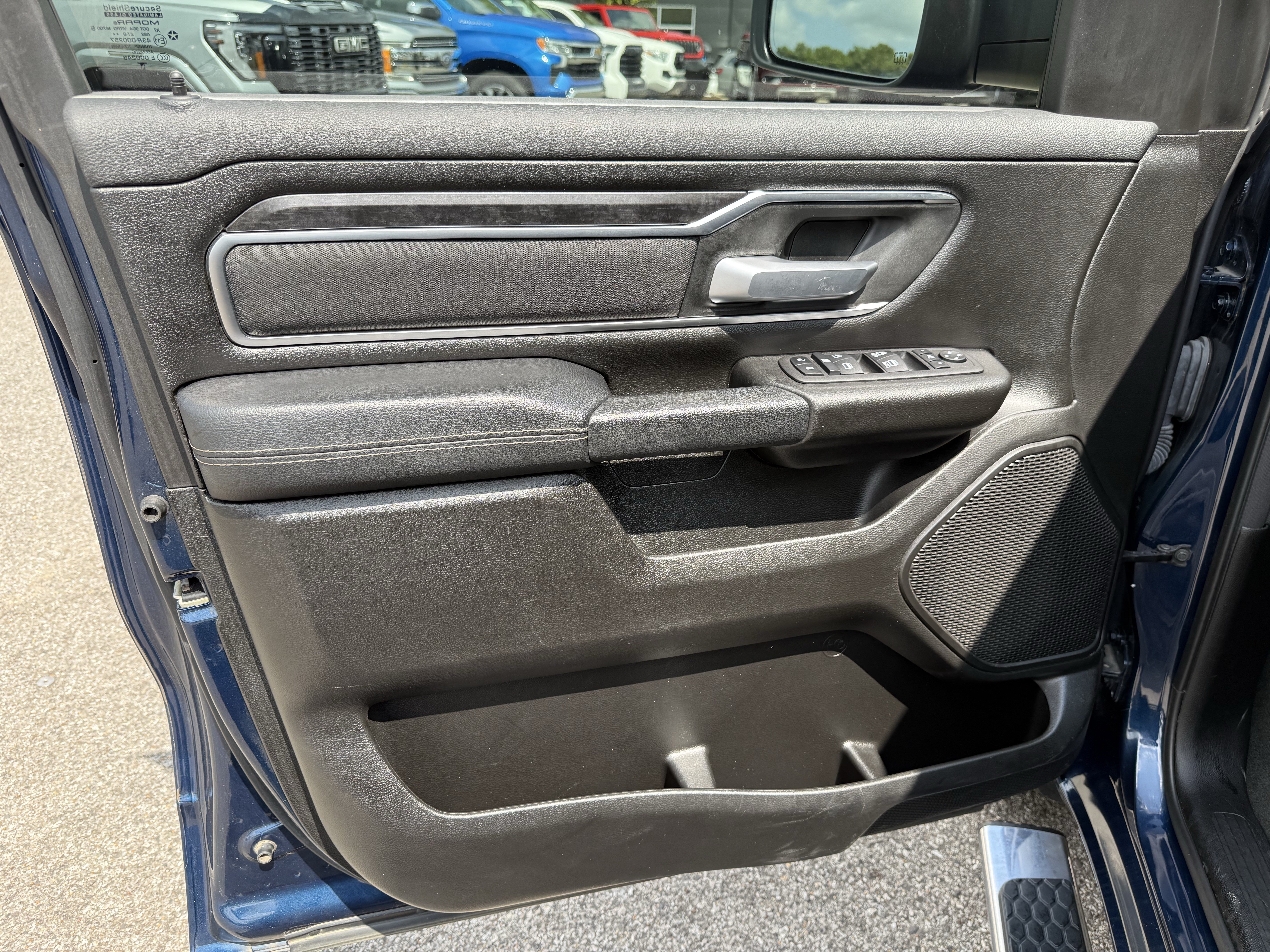 Used 2024 RAM 1500 Big Horn AWD/4WD image 14