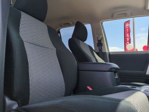 Used 2023 Toyota 4Runner SR5 AWD/4WD image 32