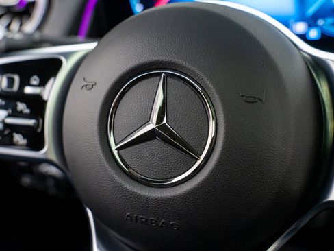 Certified 2023 Mercedes-Benz EQB 300 300 image 27