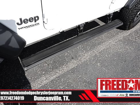 Used 2022 Jeep Wrangler Unlimited Sport AWD/4WD image 43