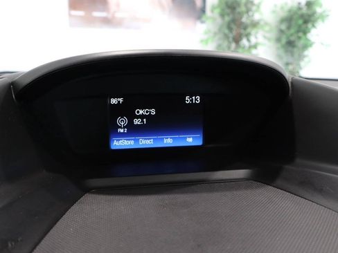 Used 2018 Ford Escape SE w/ Ford Safe & Smart Package FWD image 19
