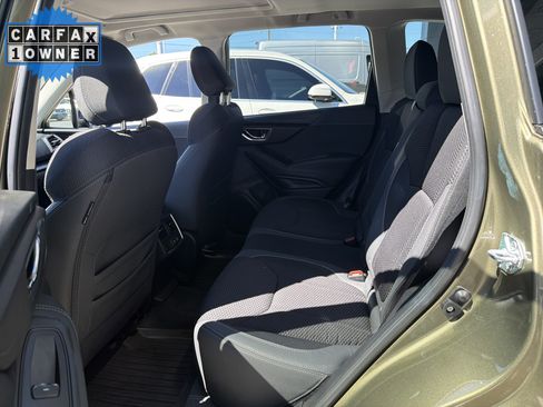 Used 2024 Subaru Forester Premium AWD/4WD image 32