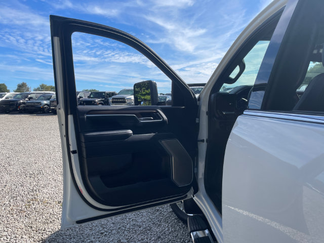 Used 2025 Chevrolet Silverado 2500 High Country w/ High Country Premium Package AWD/4WD image 24