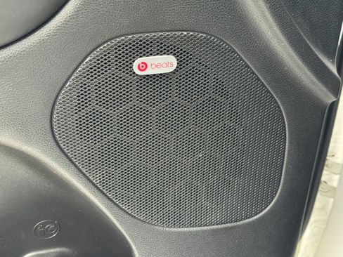 Used 2016 Dodge Durango R/T w/ Blacktop Package image 18