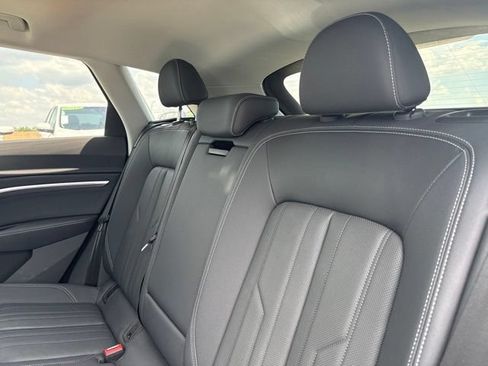 Used 2024 Audi Q8 e-tron Premium Plus w/ Premium Plus Package AWD/4WD image 12