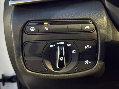 Certified 2025 INFINITI QX50 Pure image 27